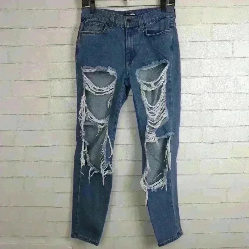 Fashion Nova Don't Kill My Vibe Boyfriend Jeans - Picture 5 of 8